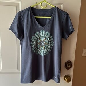 Life Is Good Women’s Crusher V Neck Tee Flip Flop Mandala Size Medium